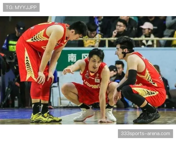 技术区规则拆解：教练和替补席到底能做什么？