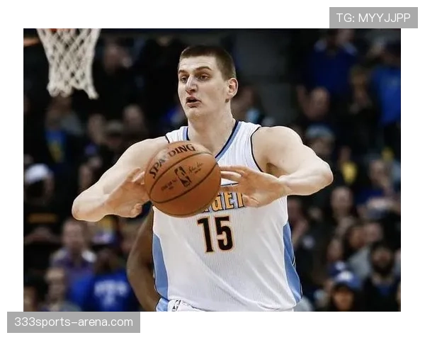 库珀·弗拉格无球跑动提升锋线进攻节奏明显优于上赛季