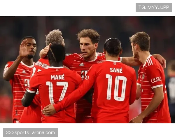 拜仁现颓势暴露大危机：管理层昏招频出，战术体系失灵已难续豪门地位！