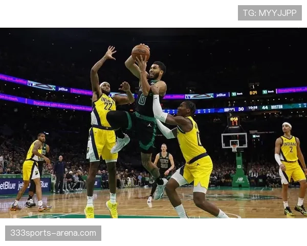 沃尔无球跑动减少，持球主导进攻改变奇才战术结构